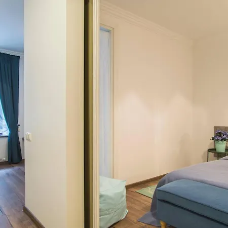 Apartment Stylish Old